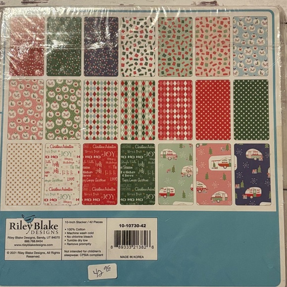 Christmas Adventure Fabric - 10-inch Stacker - Picture 4 of 8